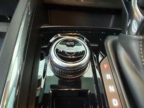 Used 2024 GMC Canyon Elevation w/ Convenience Package image 35