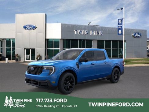 New 2026 Ford Maverick Lariat w/ Black Appearance Package image 1