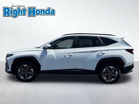 Used 2025 Hyundai Tucson SEL AWD/4WD image 3