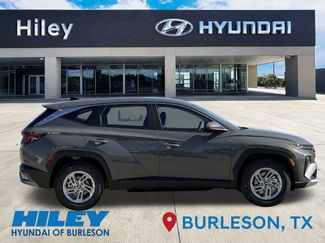 New 2026 Hyundai Tucson SE video 3