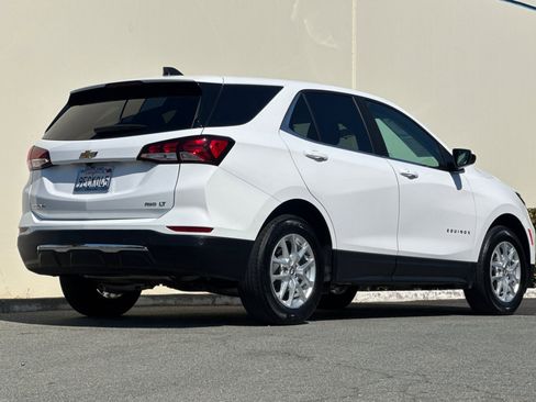 Used 2022 Chevrolet Equinox LT image 4