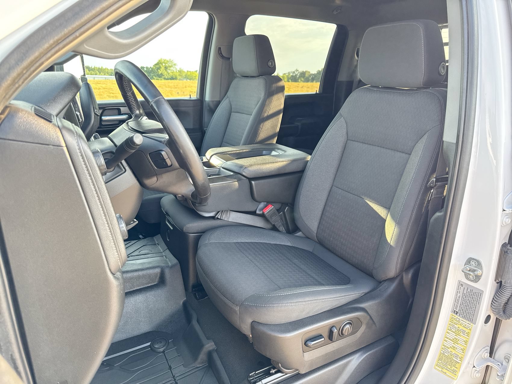 Used 2022 Chevrolet Silverado 3500 LT w/ Convenience Package AWD/4WD image 11