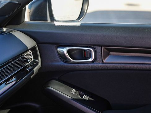 Used 2023 Honda Civic Sport image 21