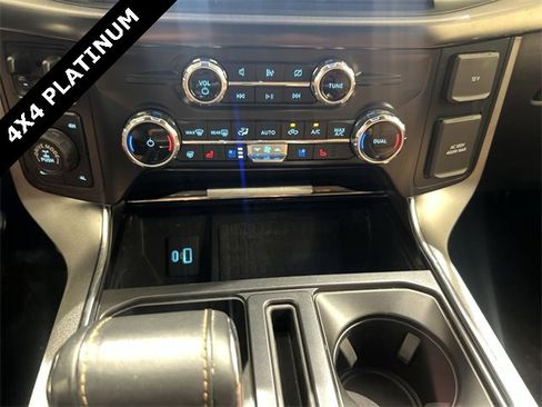 Certified 2022 Ford F150 Platinum w/ Equipment Group 701A High image 17