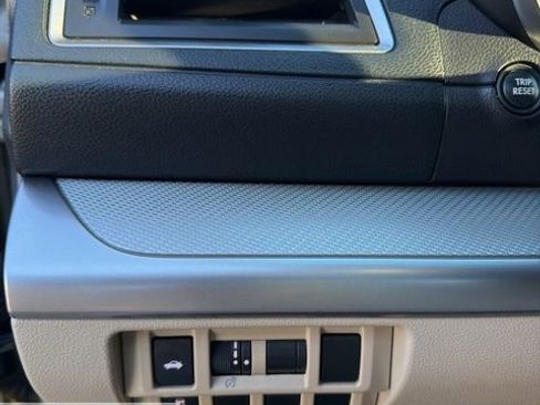 Used 2017 Subaru Legacy 2.5i Premium image 36