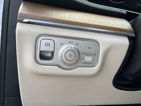 Certified 2026 Mercedes-Benz GLE 350 4MATIC image 24