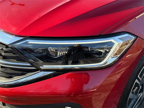 Certified 2023 Volkswagen Jetta SEL image 7