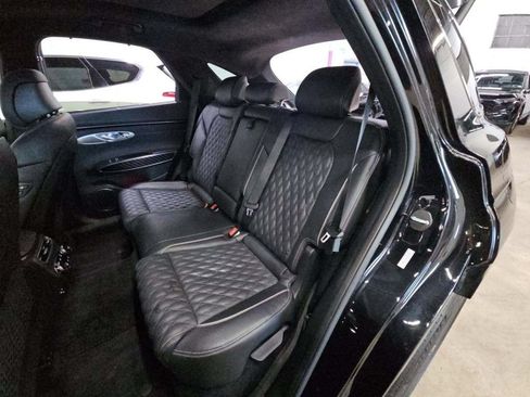Used 2023 Genesis GV70 3.5T Sport w/ Sport Prestige Package AWD/4WD image 12