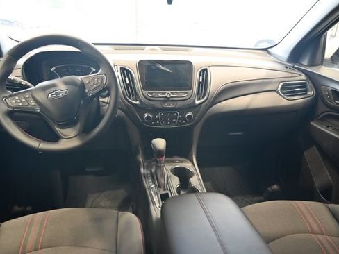 Used 2024 Chevrolet Equinox RS AWD/4WD image 12