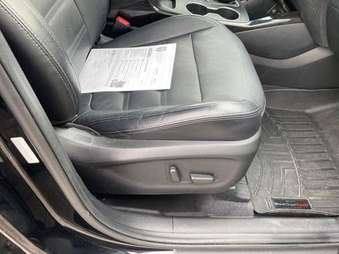 Used 2016 Kia Sorento EX image 37