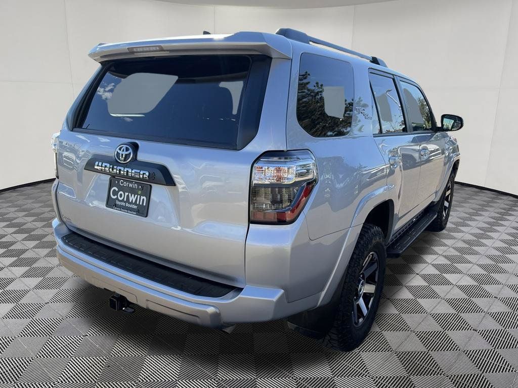 Used 2024 Toyota 4Runner TRD Off-Road Premium w/ Moonroof Package AWD/4WD image 10