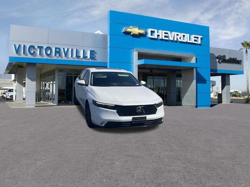 Used 2025 Honda Accord EX-L image 3