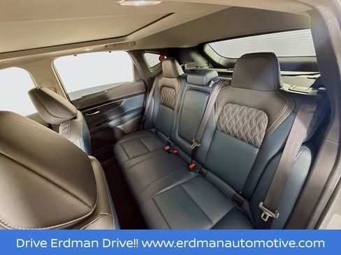 Certified 2025 Nissan Murano Platinum w/ Cargo Package image 8