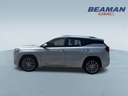 Used 2022 GMC Terrain Denali w/ Denali Premium Package AWD/4WD image 4