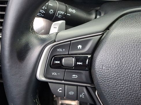 Used 2018 Honda Accord Sport image 21