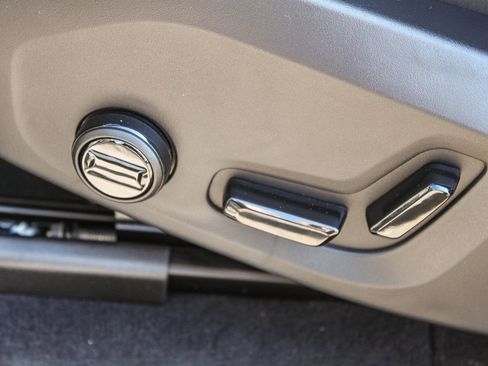 New 2026 Volvo XC90 T8 Plus w/ Protection Package image 25