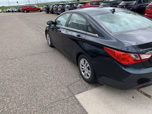 Used 2012 Hyundai Sonata GLS FWD image 6