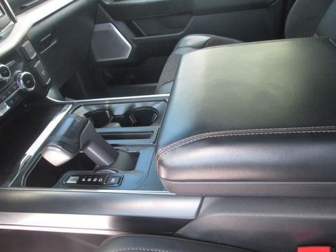 Used 2023 Ford F150 Raptor AWD/4WD image 14