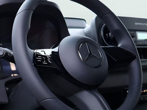 New 2026 Mercedes-Benz Sprinter 144 Cargo image 23