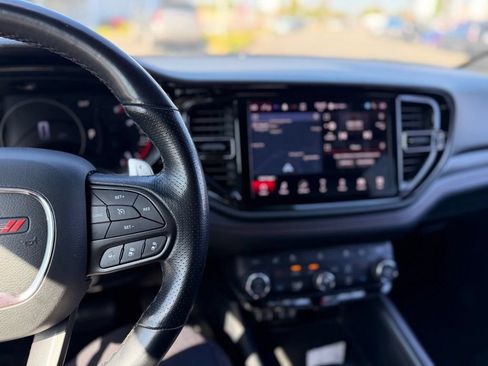 Used 2024 Dodge Durango GT RWD image 8