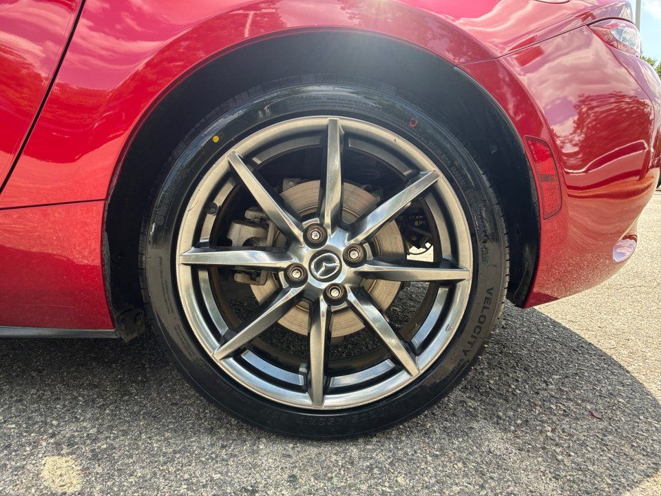 Used 2016 MAZDA MX-5 Miata Grand Touring RWD image 19