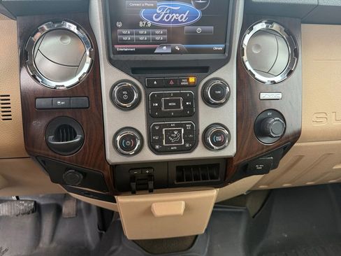 Used 2015 Ford F250 Lariat RWD image 16