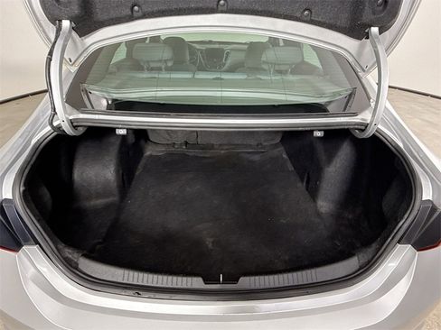 Used 2022 Chevrolet Malibu LT image 26