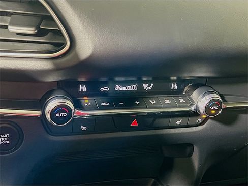 Used 2025 MAZDA CX-30 AWD 2.5 S w/ Preferred Package image 14