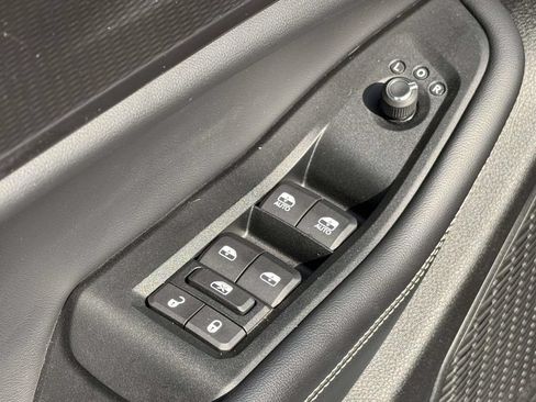 Used 2023 Jeep Grand Cherokee L Laredo w/ Luxury Tech Group I AWD/4WD image 28