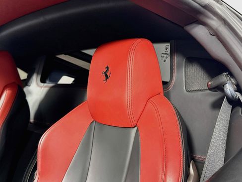 Used 2014 Ferrari 458 Italia Coupe RWD image 59