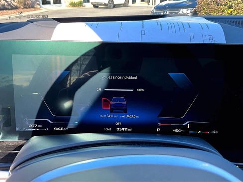 Used 2026 BMW X7 M60i image 26