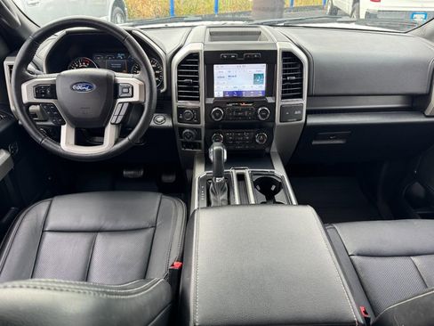 Used 2019 Ford F150 Lariat image 11