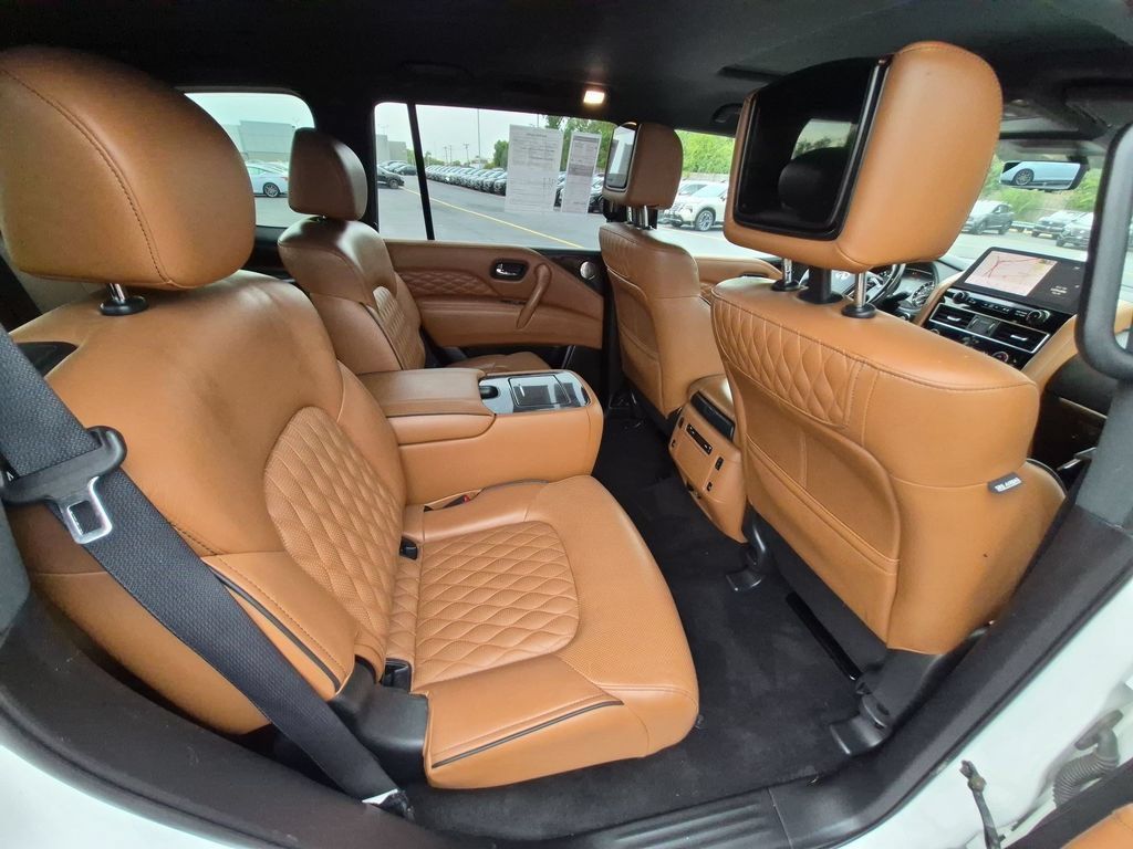 Used 2022 INFINITI QX80 Sensory w/ All-Season Package AWD/4WD image 32