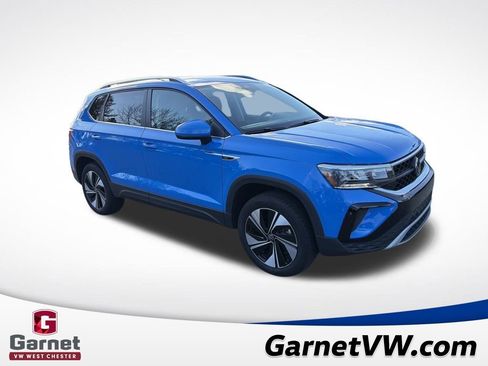 Certified 2023 Volkswagen Taos SE image 8