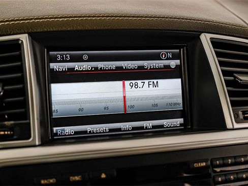 Used 2015 Mercedes-Benz GL 320 BlueTEC 4MATIC image 33