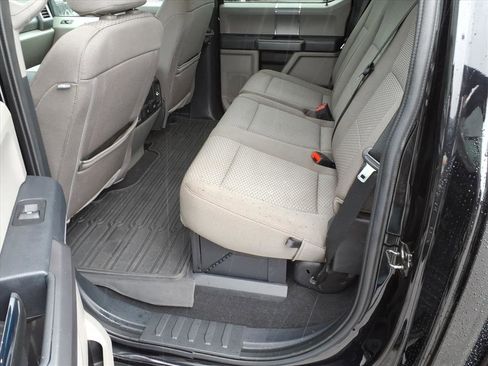 Used 2022 Ford F250 XLT w/ XLT Premium Package image 12