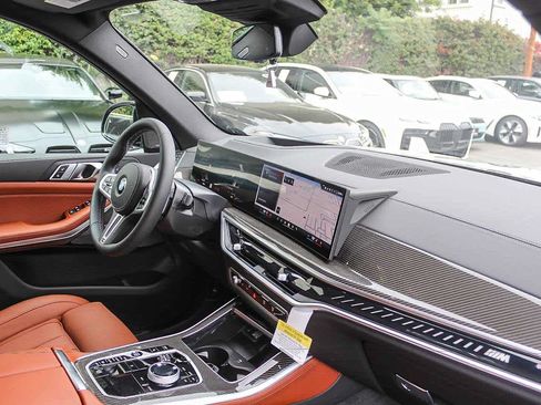 New 2026 BMW X5 M60i AWD/4WD image 15