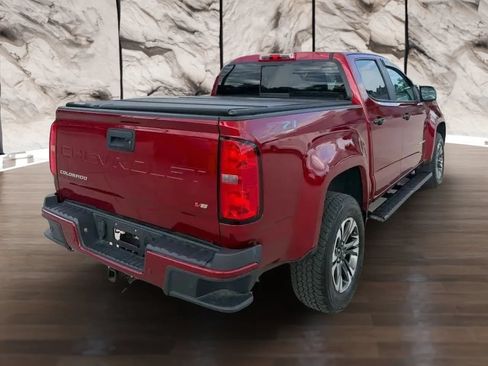 Used 2021 Chevrolet Colorado Z71 AWD/4WD image 7