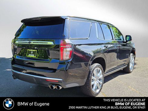 Used 2021 Chevrolet Tahoe High Country w/ Premium Package AWD/4WD image 3