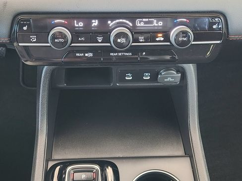 Used 2026 Honda Pilot Sport image 18