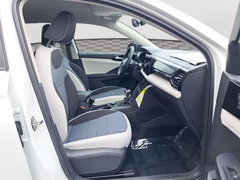New 2025 Volkswagen Taos S image 18