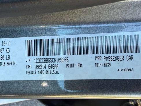 Used 2012 Chrysler 200 Touring image 28