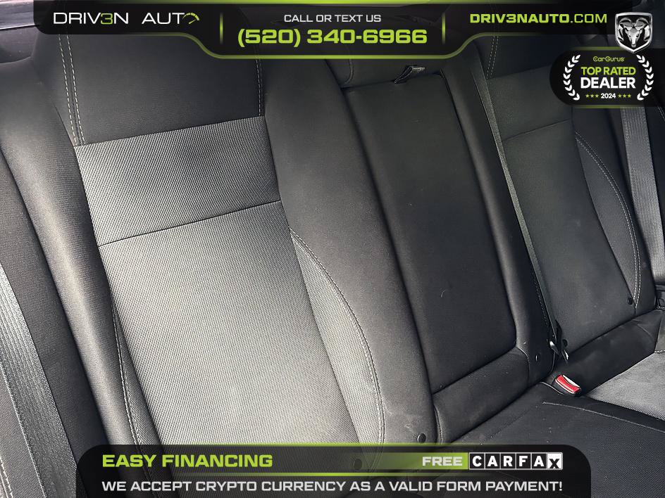 Used 2017 Dodge Charger SE w/ Blacktop Package RWD image 14