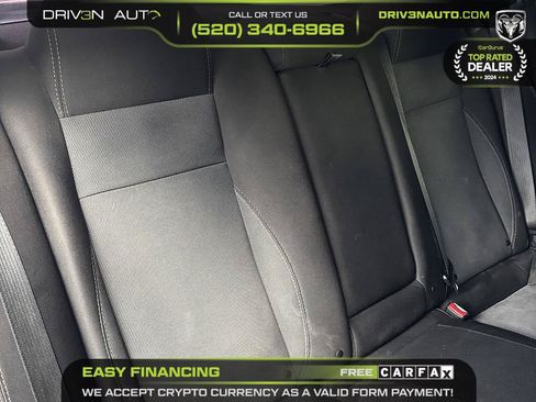 Used 2017 Dodge Charger SE w/ Blacktop Package RWD image 14