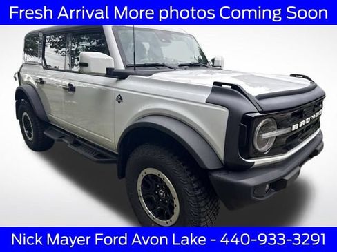 Used 2023 Ford Bronco Outer Banks w/ Sasquatch Package AWD/4WD image 10