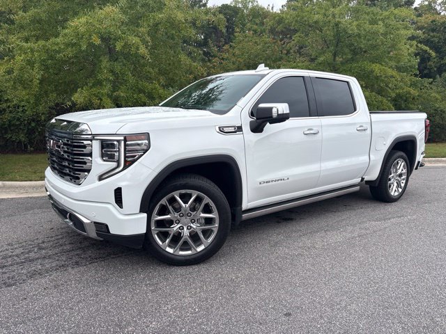 Used 2023 GMC Sierra 1500 Denali w/ Denali Reserve Package AWD/4WD image 1
