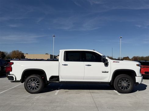 New 2026 Chevrolet Silverado 2500 LTZ w/ Z71 Chrome Sport Edition image 3