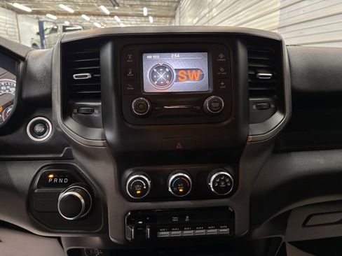 Used 2022 RAM 2500 Tradesman w/ Chrome Appearance Group image 18