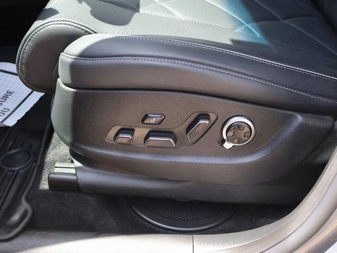 Used 2025 Genesis GV80 3.5T Prestige AWD/4WD image 51