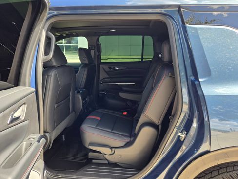Certified 2026 Chevrolet Traverse RS w/ LPO, Floor Liner Package AWD/4WD image 20